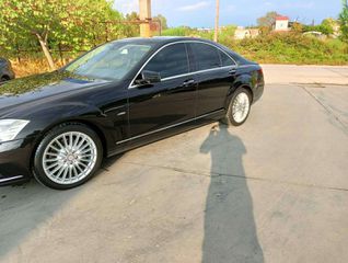 Mercedes-Benz S 400 2011-thumb-1