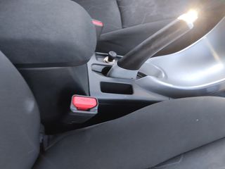 Toyota Auris 2011 euro5-thumb-5