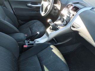 Toyota Auris 2011 euro5-thumb-7