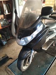 PIAGGIO X8 200 250