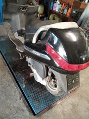 PIAGGIO X8 200 250-thumb-1
