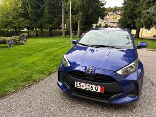 Toyota Yaris 2021 Special Edition LANE ASSIST & ACC CRUISE-thumb-4