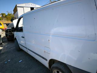 Mercedes vito-thumb-6