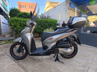 Honda SH 300i '19 ABS TOP BOX SPORTY