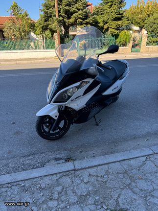 Kymco Downtown 300i '10 Kymco downtown