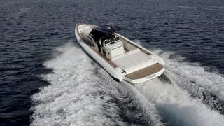 Technohull 2024 OMEGA 47 2X440HP VOLVO PENTA DIESEL ΚΑΙΝΟΥΡΓΙΟ-thumb-1