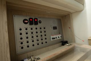 Technohull 2024 OMEGA 47 2X440HP VOLVO PENTA DIESEL ΚΑΙΝΟΥΡΓΙΟ-thumb-38