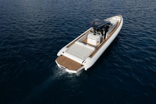 Technohull 2024 OMEGA 47 2X440HP VOLVO PENTA DIESEL ΚΑΙΝΟΥΡΓΙΟ-thumb-10