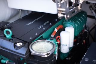 Technohull 2024 OMEGA 47 2X440HP VOLVO PENTA DIESEL ΚΑΙΝΟΥΡΓΙΟ-thumb-43
