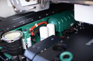 Technohull 2024 OMEGA 47 2X440HP VOLVO PENTA DIESEL ΚΑΙΝΟΥΡΓΙΟ-thumb-42