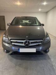 Mercedes-Benz B 200 '14 B200 cdi sport