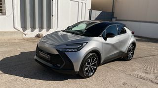 Toyota C-HR '24 c-lub bitone