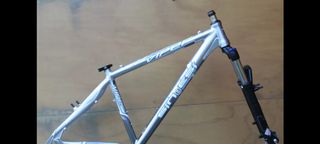 Mountain bike frame and fork-thumb-3
