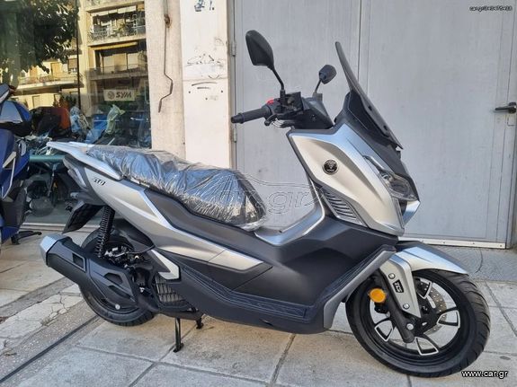 Voge SR1 2025