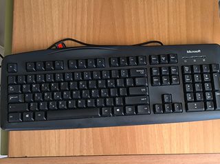 (10% έκπτωση) Microsoft Wired Keyboard 200