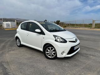 Toyota Aygo '14 1o Χέρι Ελληνικό Book Service