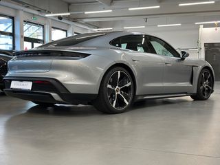 Porsche Taycan 2021 TURBO-thumb-4