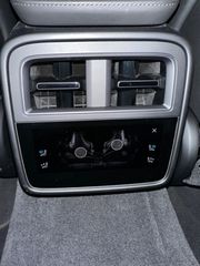 Porsche Taycan 2021 TURBO-thumb-9