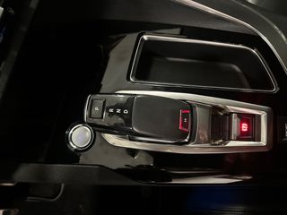 Peugeot 3008 2018 ALLURE 1.2 PURETECH BUSINESS-thumb-16