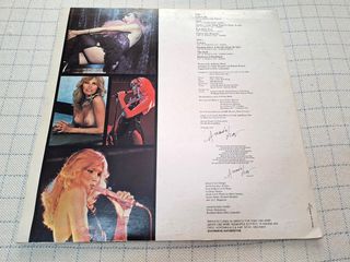 Amanda Lear – Sweet Revenge  LP-thumb-1