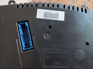 Κοντέρ Leon 1p facelift-thumb-1