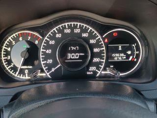 Nissan Note 2014-thumb-32