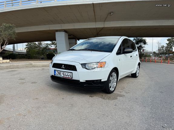 Mitsubishi Colt '13