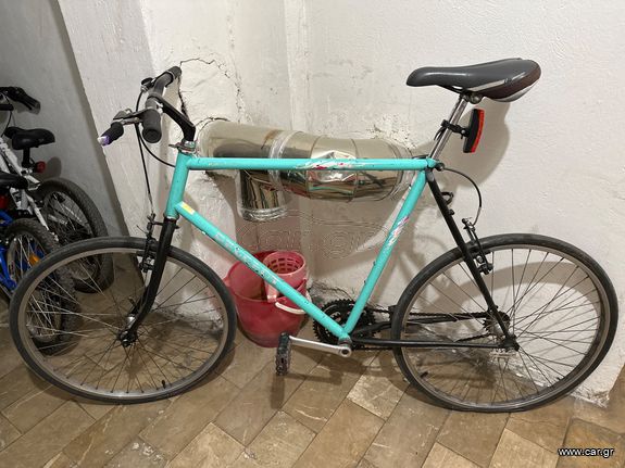 Πόλης Peugeot 1990 ποδήλατο πόλης με λεπτά λάστιχα