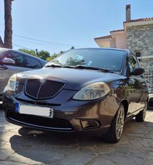 Lancia Ypsilon '09 VERSUS ΕΛΛΗΝΙΚΟ ΠΡΩΤΟ ΧΕΡΙ!