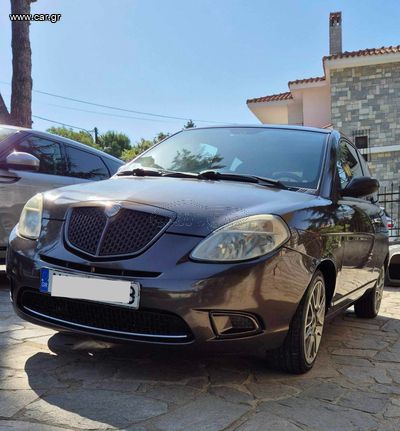 Lancia Ypsilon '09 VERSUS ΕΛΛΗΝΙΚΟ ΠΡΩΤΟ ΧΕΡΙ!