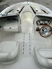 Glastron 2009 GT 185-thumb-1