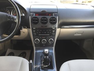 Mazda 6 2006 1.8 EXCLUSIVE-thumb-4