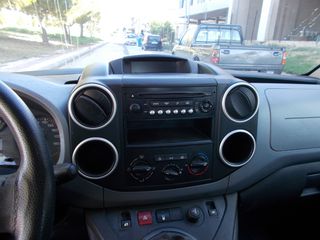 Citroen Berlingo 2011-thumb-19