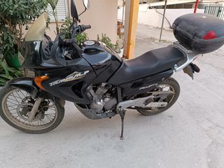 Honda Transalp 650 '04