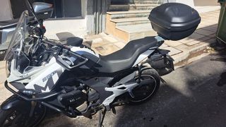 CFmoto 650MT 2022-thumb-1