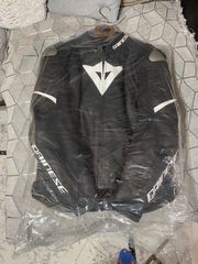 Dainese avro 4 leather no 58