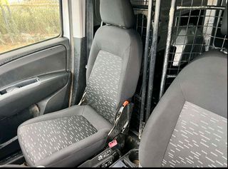 Opel Combo 2012 CDTI  maxi-thumb-5
