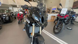 Bmw S 1000 XR 2025 TRIPLE BLACK-thumb-2