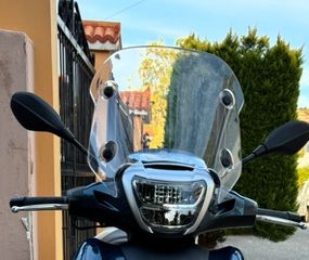 Piaggio Beverly 300 & 400