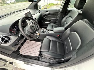 Mercedes-Benz B 200 2016 B200CDI-thumb-13