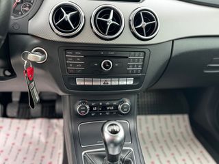 Mercedes-Benz B 200 2016 B200CDI-thumb-24