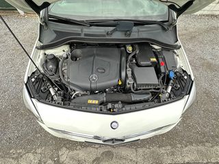 Mercedes-Benz B 200 2016 B200CDI-thumb-29