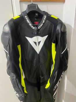 ολόσωμη στολή No54 Dainese Laguna Sega 4