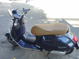 Piaggio Vespa GTS 300 '21