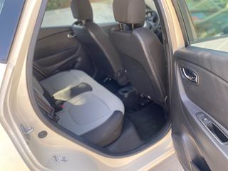 Renault Captur 2013-thumb-21