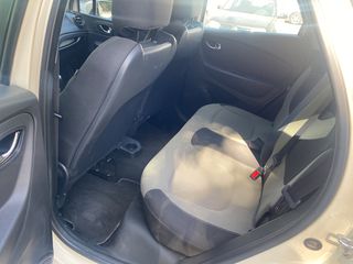 Renault Captur 2013-thumb-30