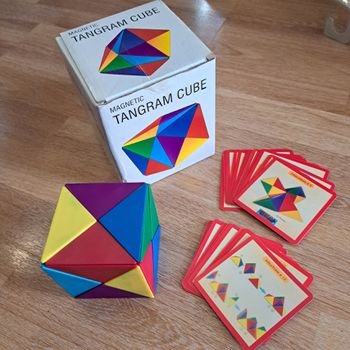 Magnetic Tangram Cube - Puzzle με μαγνητικες πυραμιδες