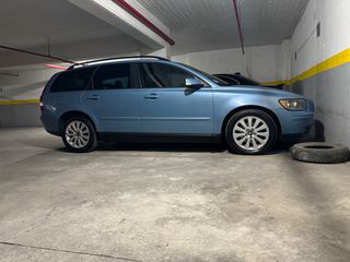 Volvo V50 '04 STATION WAGON MOMENTUM