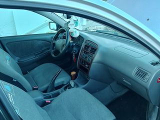 Toyota Avensis '99 5/8/