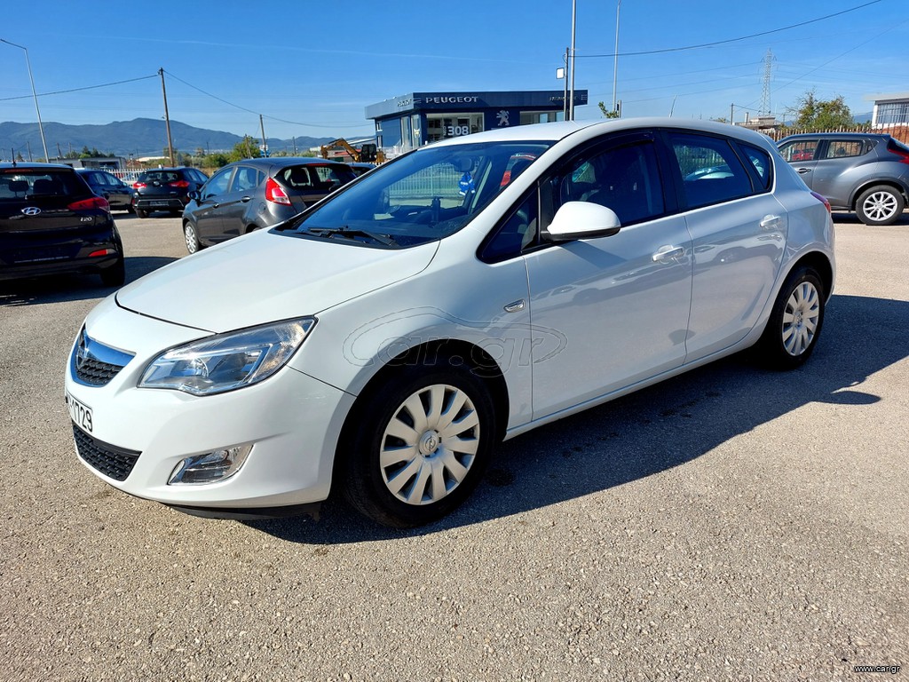 Opel Astra '12